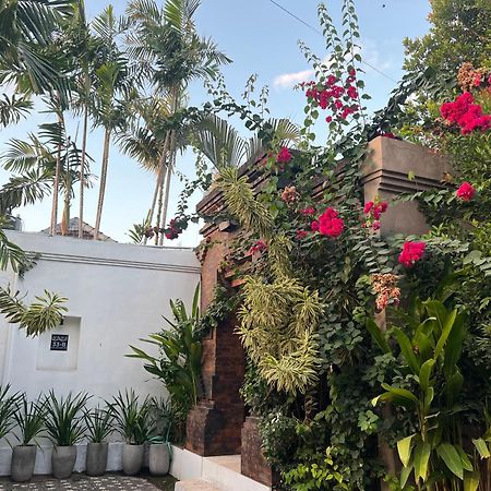 The Mia Bali Villa Kerobokan  Exterior photo