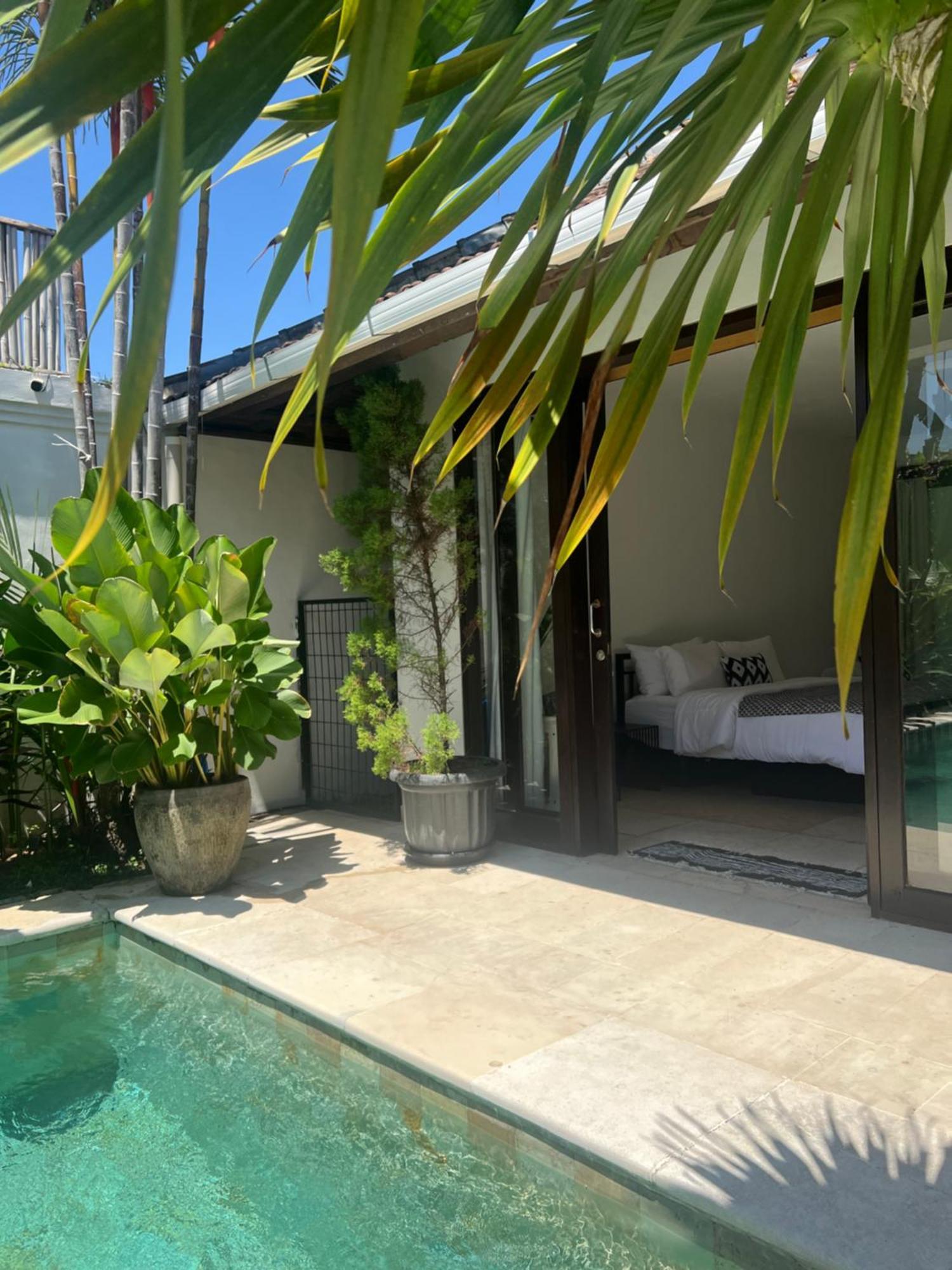 The Mia Bali Villa Kerobokan  Exterior photo